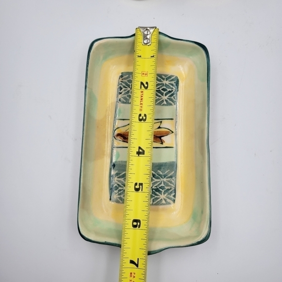 Vintage Dipinto A Mana Italian Hand Painted Salt & Pepper Shakers with Tray - Picture 6 of 7